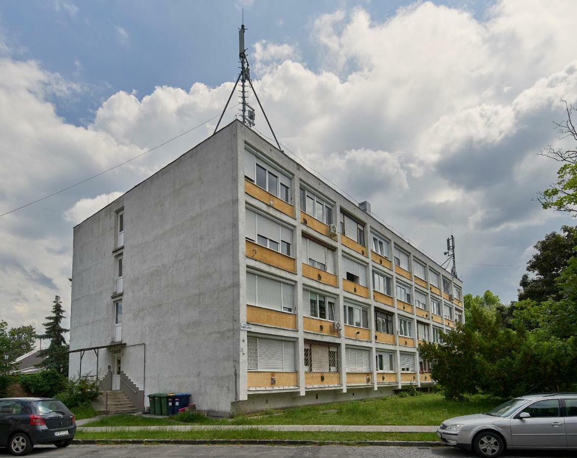 LEM Suburban Apartment Budapest Bagian luar foto